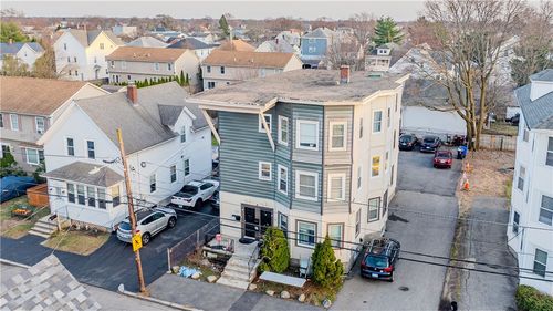 115 Hughes Ave, Pawtucket, RI, 02861-2010 | Card Image