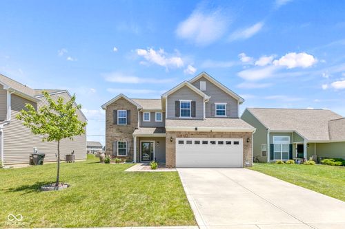 2581 Shadowbrook Trce, Greenwood, IN, 46143-5563 | Card Image