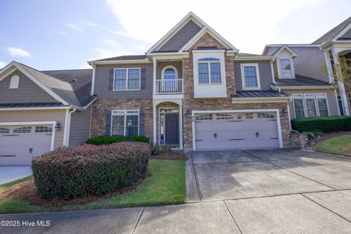 75 Shadow Creek Ct, Pinehurst, NC, 28374-8573 | Card Image