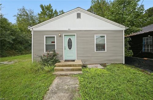 301 Bullock St, Suffolk, VA, 23434-3109 | Card Image
