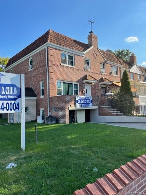 14132 68th Dr, Flushing, NY, 11367-1651 | Card Image