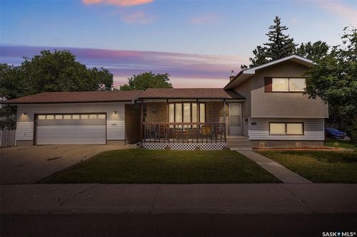 1540 9th Ave E, Regina, SK, S4N4M6 | Card Image