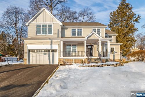 62 Colony Ave, Park Ridge, NJ, 07656-1181 | Card Image