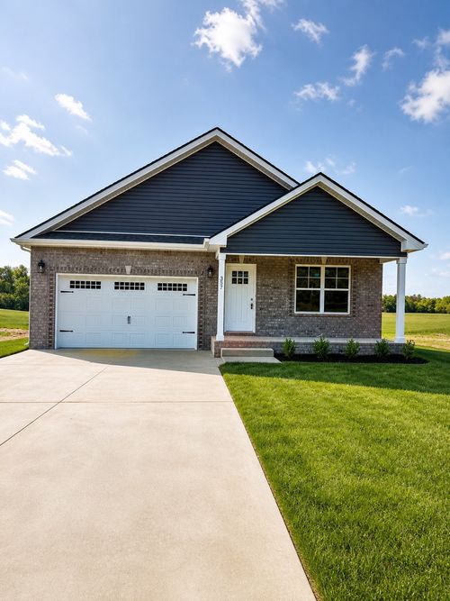 240 Arkansas Ave, Oak Grove, KY, 42262-9405 | Card Image