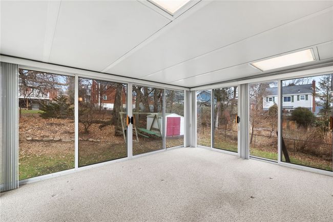 461 Willow St, House other with 3 bedrooms, 3 bathrooms and 2 parking in Springdale PA | Image 20