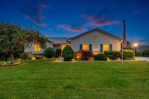 110 Cove Hills Drive, Wytheville, VA, 24382 | Card Image