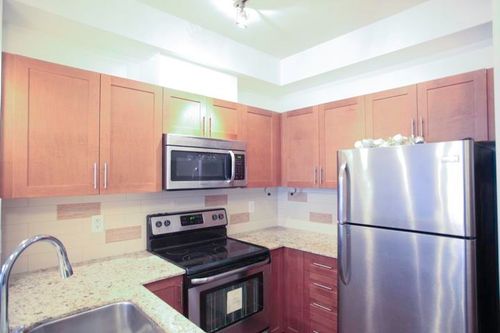 1xx-13468 King George Boulevard, Surrey, BC, V3T0H5 | Card Image