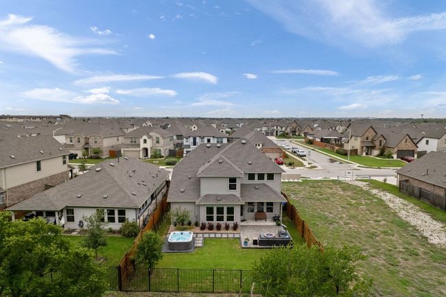 Property next door vacant and unbuildable easement | Image 5