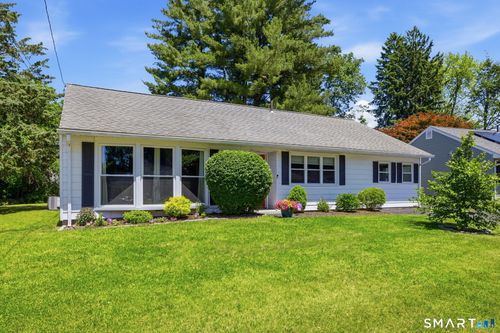 64 Stevens St, East Hartford, CT, 06118-3335 | Card Image