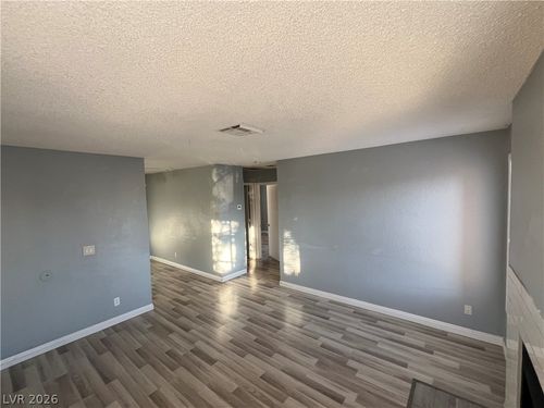 apt-d-4221 Middlesex Ave, Las Vegas, NV, 89110-1274 | Card Image