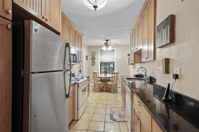 Kitchen | Image 9
