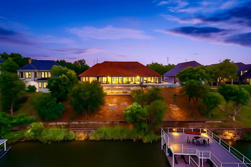 7004 Stone Bluff Ct, Granbury, TX, 76048-6667 | Card Image