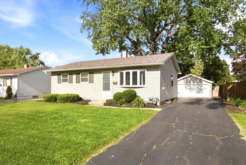 804 Pearson Dr, Joliet, IL, 60435-3252 | Card Image