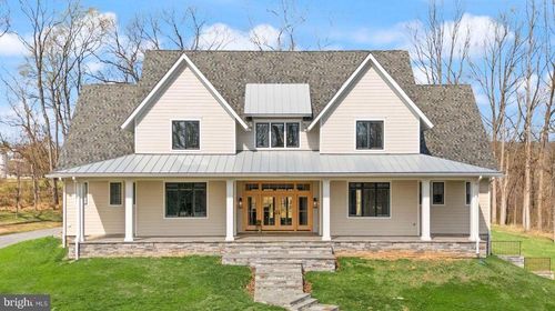 17819 Yatton Rd, Round Hill, VA, 20141-2517 | Card Image