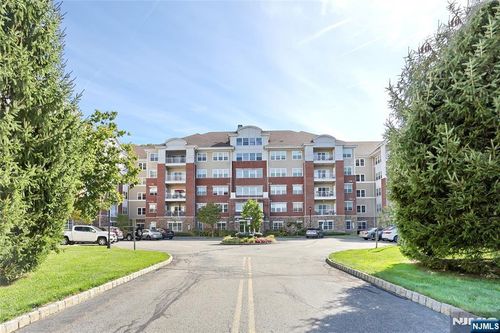 5408 Warrens Way, Wanaque, NJ, 07465-1655 | Card Image
