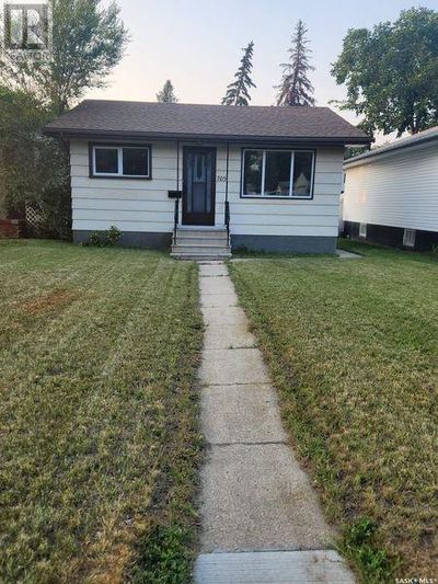 705 Taylor St E, House other with 2 bedrooms, 1 bathrooms and null parking in Saskatoon SK | Image 1