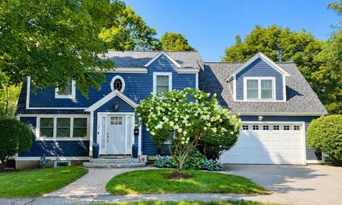 7 John St, Needham, MA, 02494-1726 | Card Image