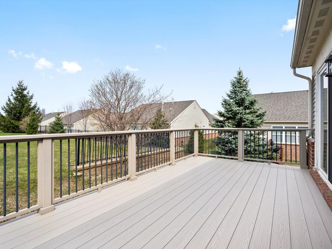 1051 Paddock Ln, Condo with 2 bedrooms, 2 bathrooms and null parking in South Lyon MI | Image 32