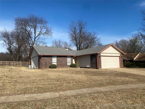 1232 Los Angeles Cir, Broken Arrow, OK, 74011-4214 | Card Image