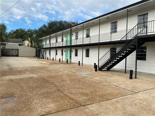 912 4th St, New Orleans, LA, 70130-5556 | Card Image