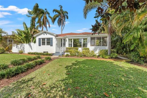 209 17th Ave N, ST PETERSBURG, FL, 33704-4421 | Card Image