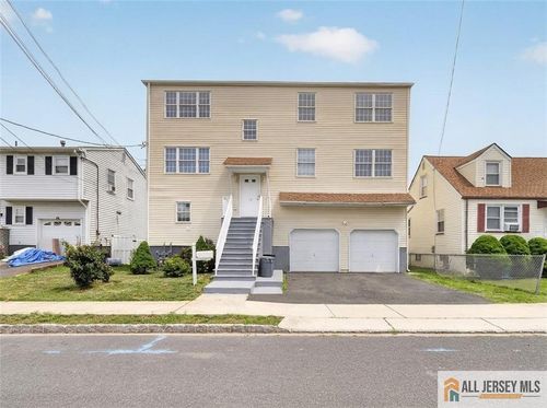 19 Harris St, Carteret, NJ, 07008-2901 | Card Image