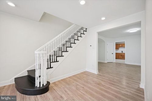 5232 Arlington St, PHILADELPHIA, PA, 19131-3203 | Card Image