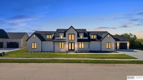 22102 Hackberry Cir, Gretna, NE, 68028-5173 | Card Image