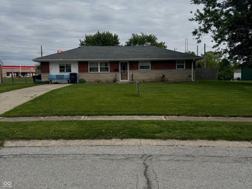 113 Edwards Ave, Beech Grove, IN, 46107-2410 | Card Image