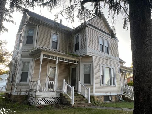 420 S Commercial St, Stronghurst, IL, 61480-5312 | Card Image