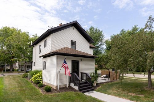 203 S Garden St, Lake City, MN, 55041-1617 | Card Image