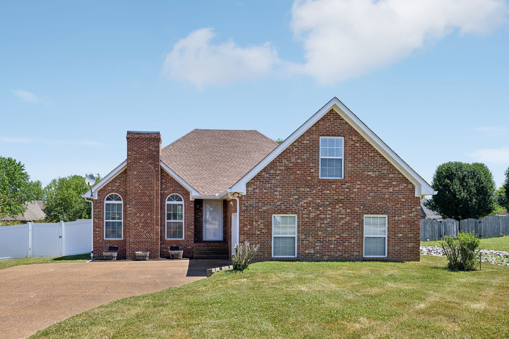Hunters Point Ln, Spring Hill, TN 37174
