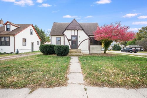 602 E Blue Earth Ave, Fairmont, MN, 56031-3934 | Card Image