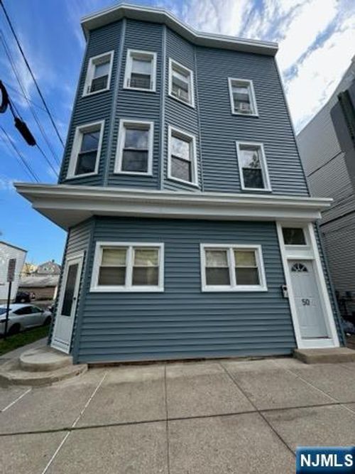50 James St, Bloomfield, NJ, 07003-3662 | Card Image