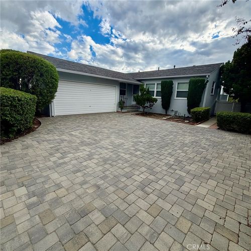 2701 Jolley, Burbank, CA, 91504 | Card Image