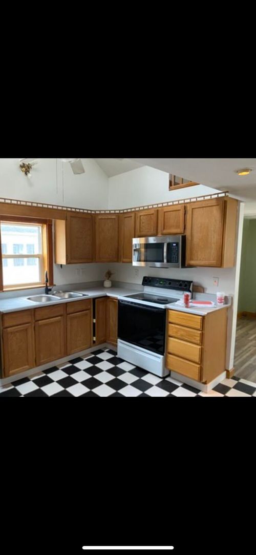 631 Woodlawn Avenue, Owosso, MI, 48867 | Card Image