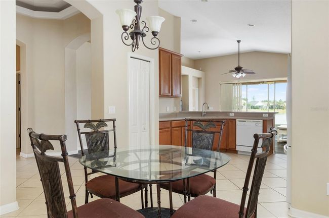 416 Durham Shore Ct, House other with 3 bedrooms, 2 bathrooms and null parking in APOLLO BEACH FL | Image 11