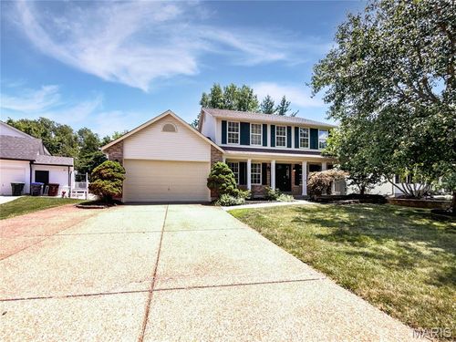 4033 Treeshadow Dr, Saint Peters, MO, 63376-3833 | Card Image