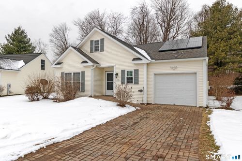 7-7 Sherwood Court, Portland, CT, 06480 | Card Image