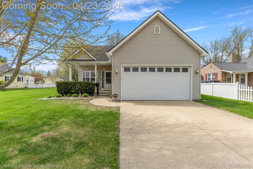 60 S Biggs St, Belleville, MI, 48111-3615 | Card Image