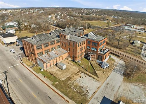 160 N Main St, Saint Clair, MO, 63077-1213 | Card Image