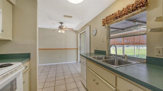 Q-15 - 513 Circlewood Drive, Condo with 2 bedrooms, 2 bathrooms and null parking in Venice FL | Image 13