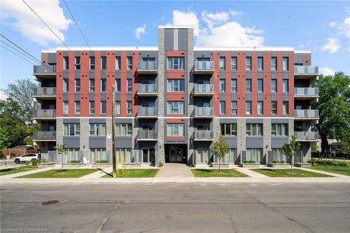 422-77 Leland St, Hamilton, ON, L8S3A1 | Card Image