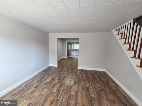 6653 Perry Ave, UPPER DARBY, PA, 19082-4310 | Card Image
