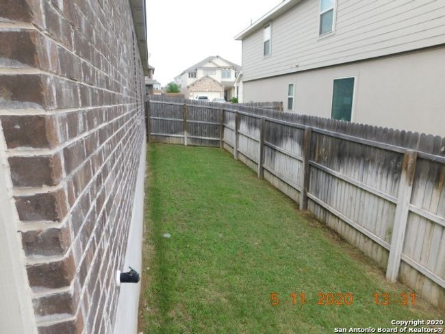 717 Morgan Run, House other with 4 bedrooms, 2 bathrooms and null parking in Cibolo TX | Image 32