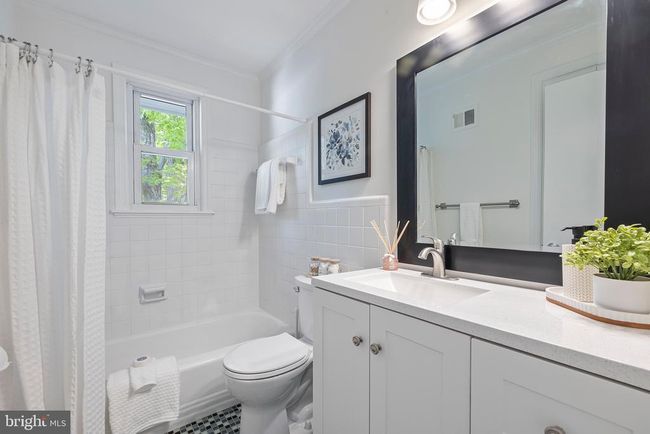 9821 Singleton Dr, House other with 5 bedrooms, 4 bathrooms and null parking in BETHESDA MD | Image 23