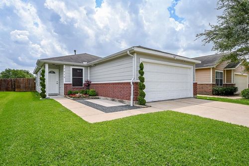 7610 Yucca Field Dr, Cypress, TX, 77433-2207 | Card Image