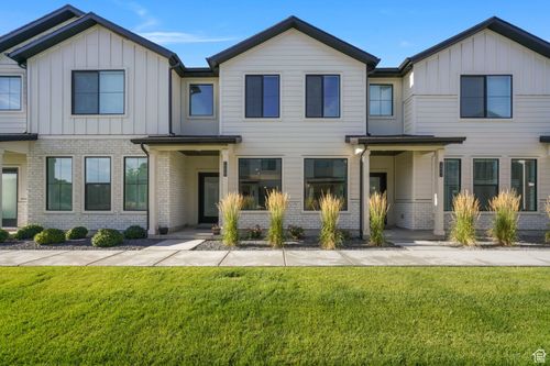 1009 S 200 E, Spanish Fork, UT, 84660-2466 | Card Image