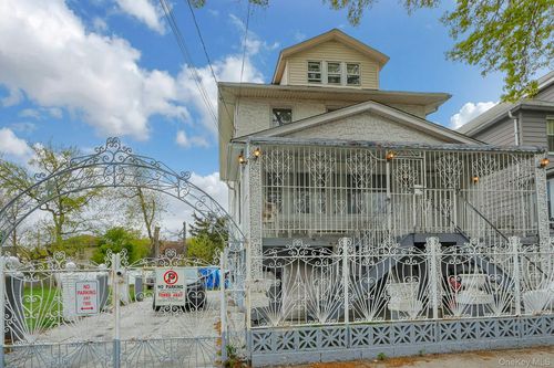 515 Beach Ave, Bronx, NY, 10473-3611 | Card Image