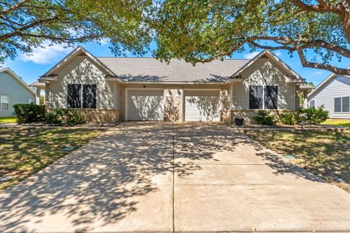 160 Prairie Springs Loop, Georgetown, TX, 78626-4783 | Card Image